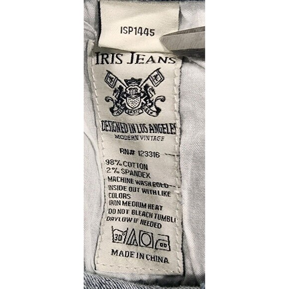 Iris Aztec Southwest Style Blue Denim Shorts Small - Picture 7 of 8